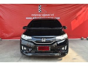 ขาย :Honda Jazz 1.5 (ปี 2015) การันตีสภาพ รถสวย